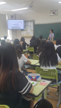 2019. 학생 성희롱. 성폭력. 성매매 예방 외부강사 초청교육 사진 1.jpg