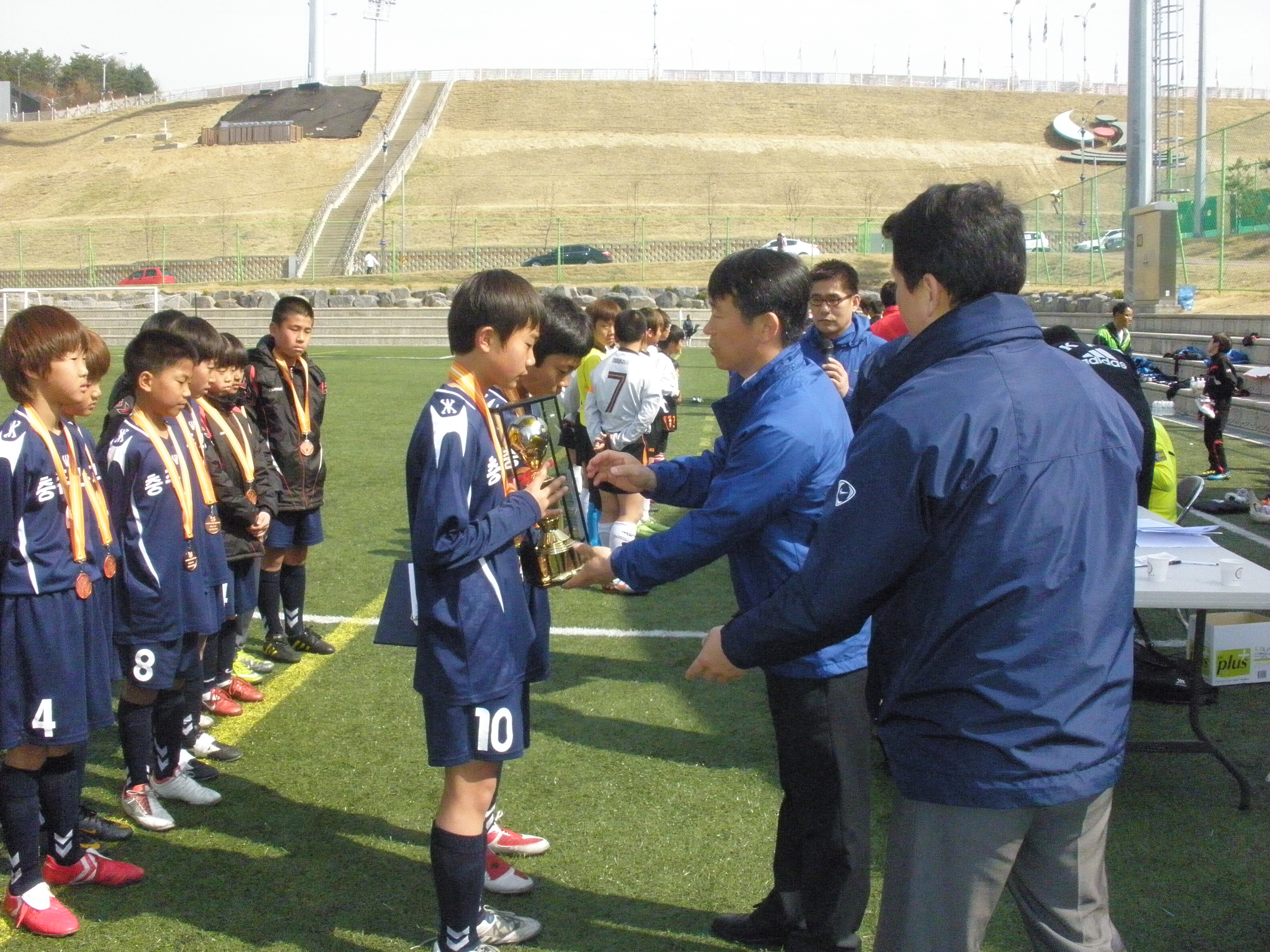 충청북도 협회장기 3위 시상식 장면 