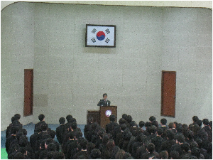 강대윤선생님 001.jpg