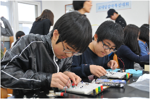 과학축제한마당-전자과학.jpg