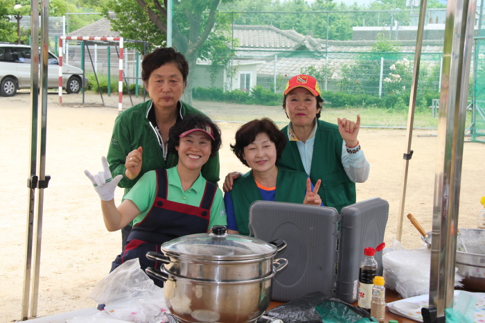 파전과 순대 판매로 수고해주신 이사님들