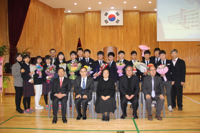 중학교 졸업기념 사진