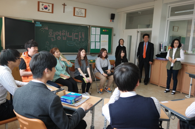 문경대학교 사회복지과 학생들 방문1