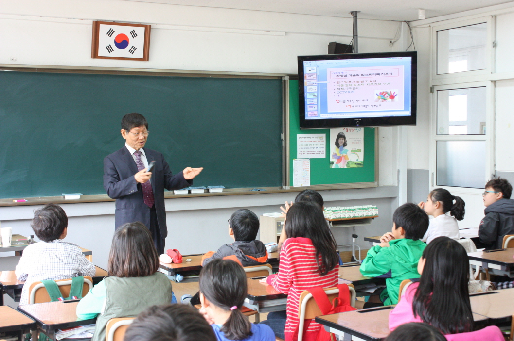 영동초-미래의 에디슨을 길러요! 영동초, 찾아가는 과학교실 운영_1