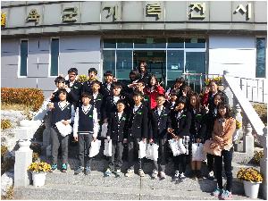 20141103 계룡대 견학(1,2학년) (1).jpg