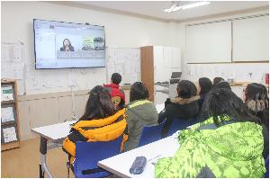 20151222 ICT활용 진로원격영상멘토링수업 (2).JPG