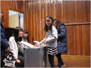 3.11 전교임원선거 유리투표.JPG