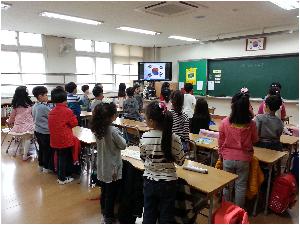 아침 방송조회 모습 (1).jpg