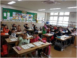 연필 바르게 잡기 (1).jpg