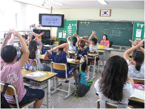 edcfdb42d11b07fe98d5c878eea0cc7f45cbae647e4aac59_0.jpg