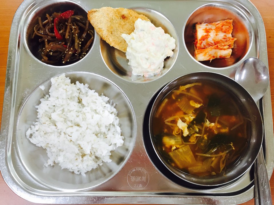 7월 19일 : 보리밥, 쇠고기육개장, 생선까스/타르타르소스, 우엉고추볶음, 배추김치