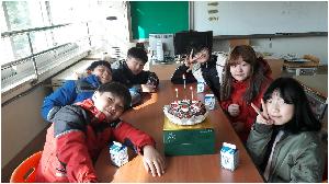 석성초5학년3월생일파티.jpg