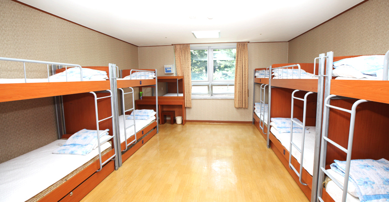 학생 숙소(침대, 10인실)