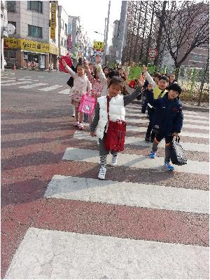 교통안전현장학습 (1).jpg