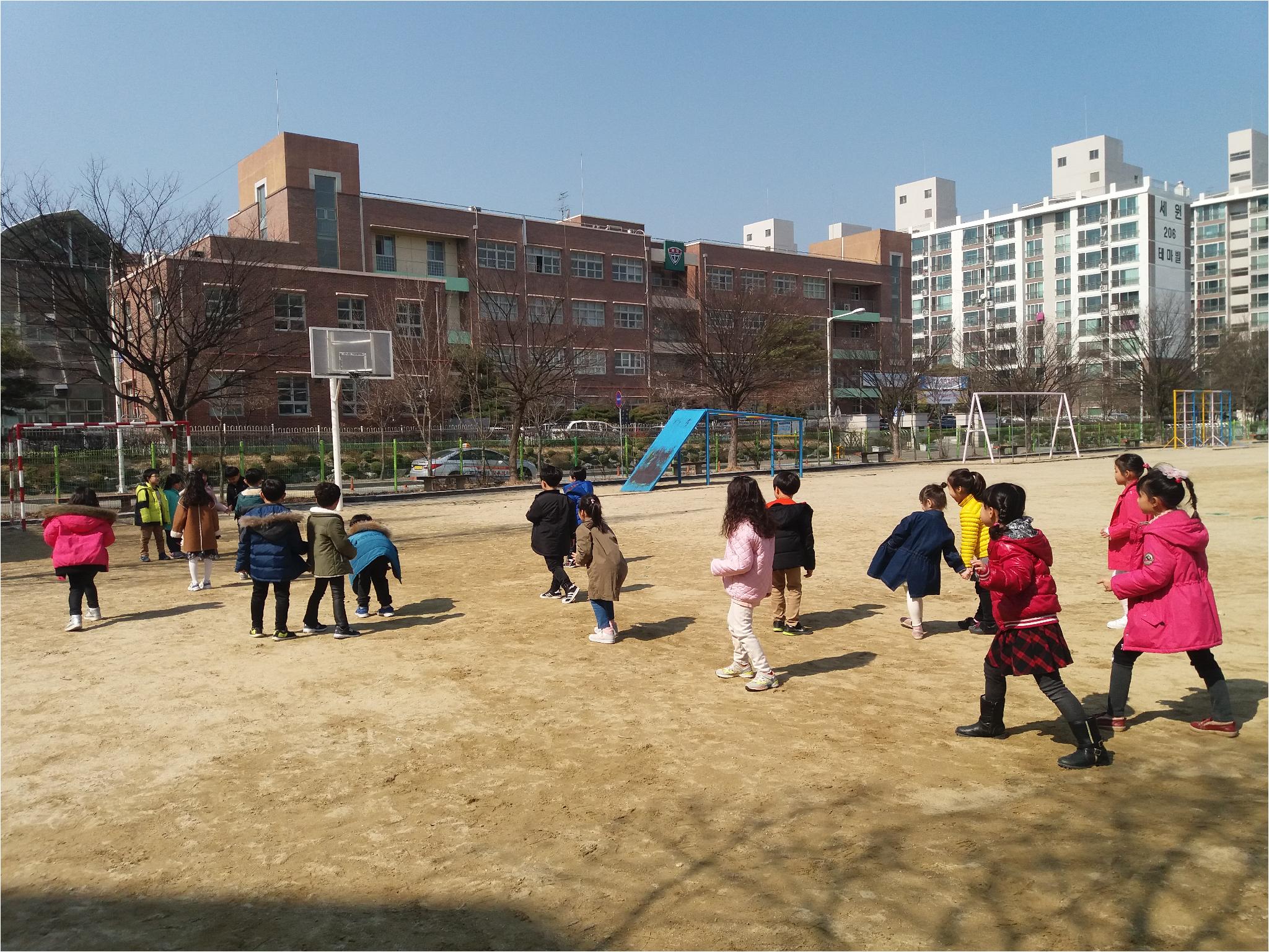 무궁화꽃이 피었습니다 