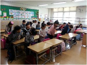 정답게 인사해요. (5).jpg