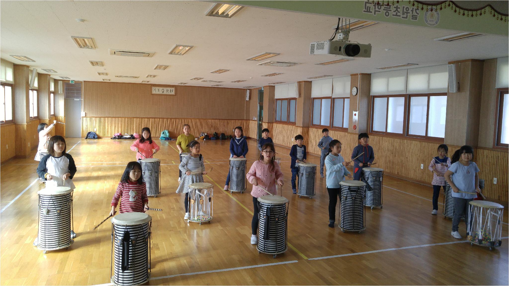 난타수업 사진