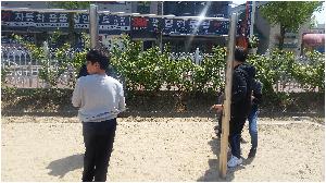20170428_철봉운동1.jpg