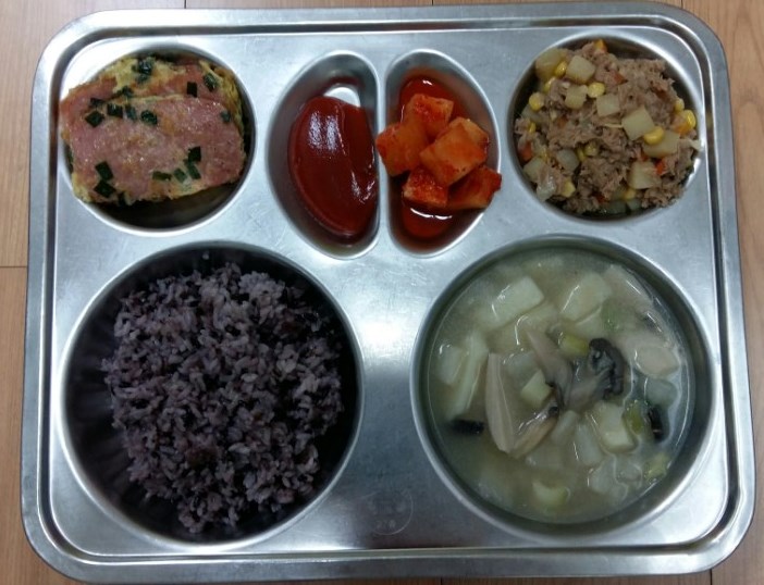 4월 12일 조식.JPG