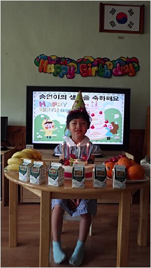 5월 생일잔치(1).jpg