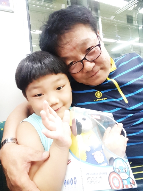 외할아버지와 지하철타고 유람선타러가요