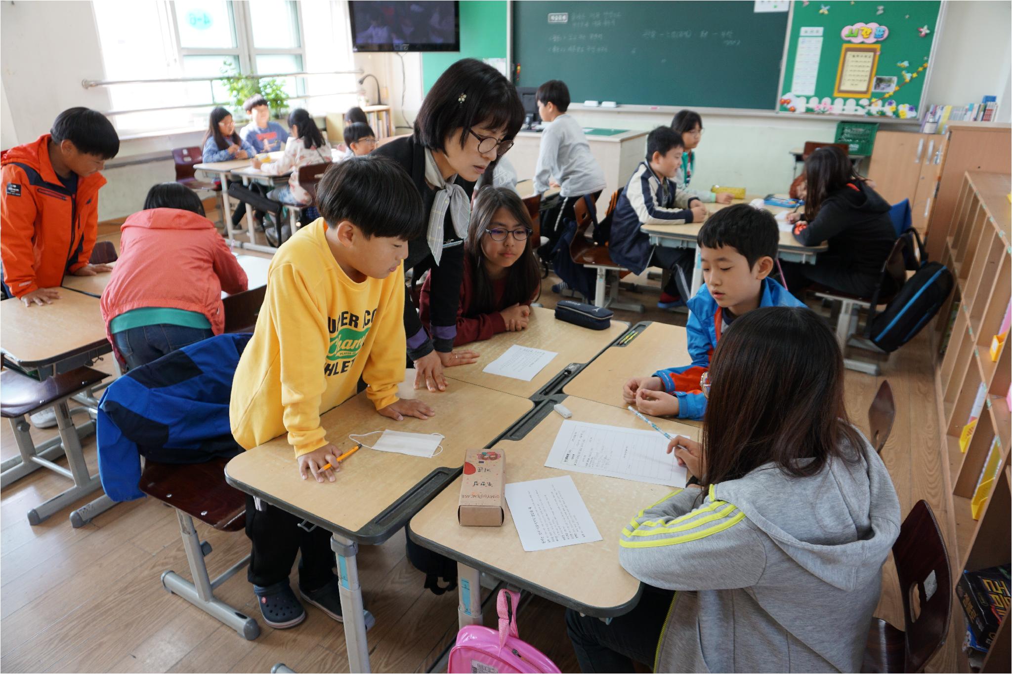 (2017.10.24.)진천상산초- 행복한 학교 정책 연구학교 수업공개 및 중간 검토회 실시 사진(1).JPG