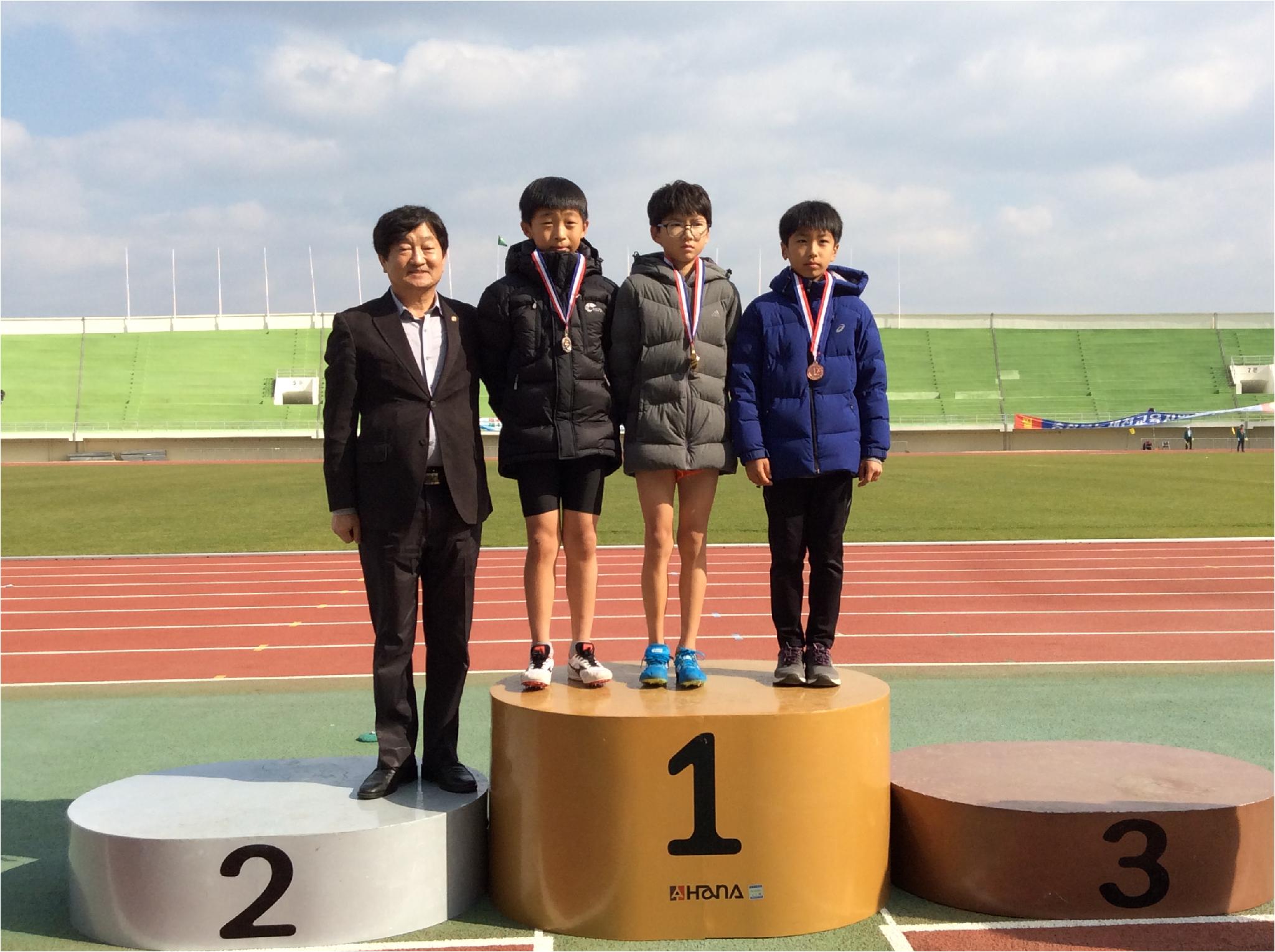 남초 800m 1위 조연우