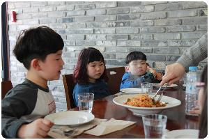 2018-03-28 뮤지컬관람 (36).jpg