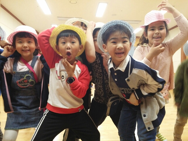 놀몸 연극하기 장면