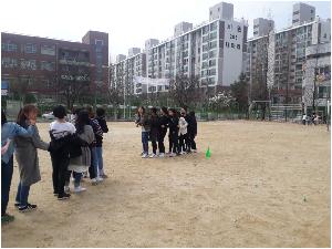 여자 (1).jpg