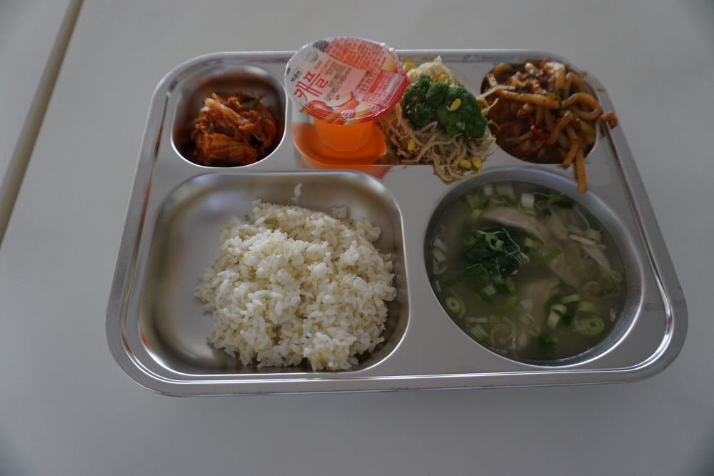크기변환_6월 19일 식단사진.jpg