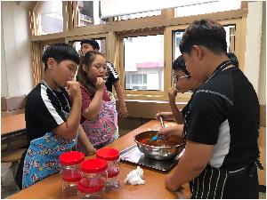 (2018.9.20.)진천상산초-5학년 전통음식실습(고추장 만들기) 사진(1).JPG