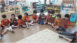 꽃이 된 뚱뚱보 나무 (1).jpg