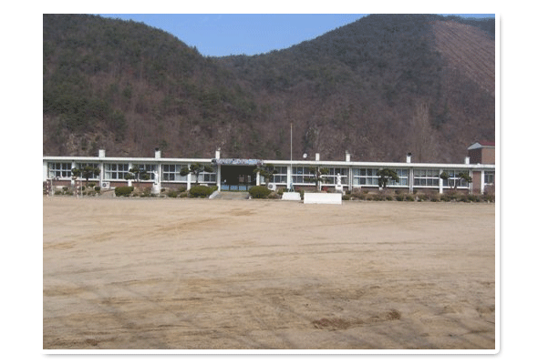 학교전경사진