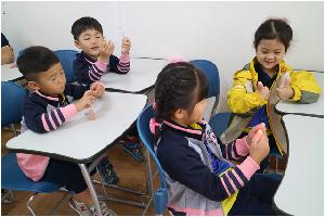 불빛마술2.jpg