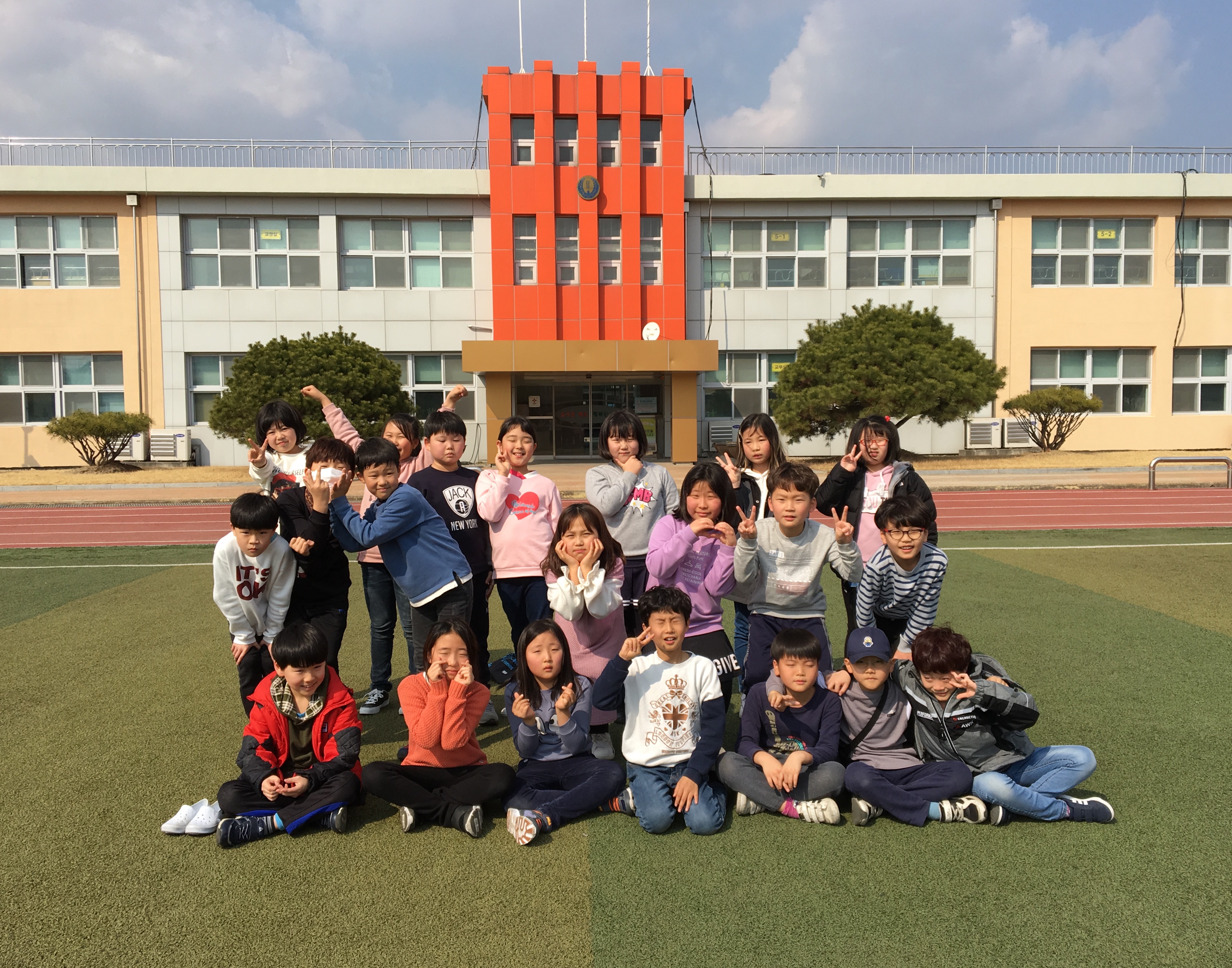 4D08A869-0759-4033-BCDA-97B24CEAC4AC
