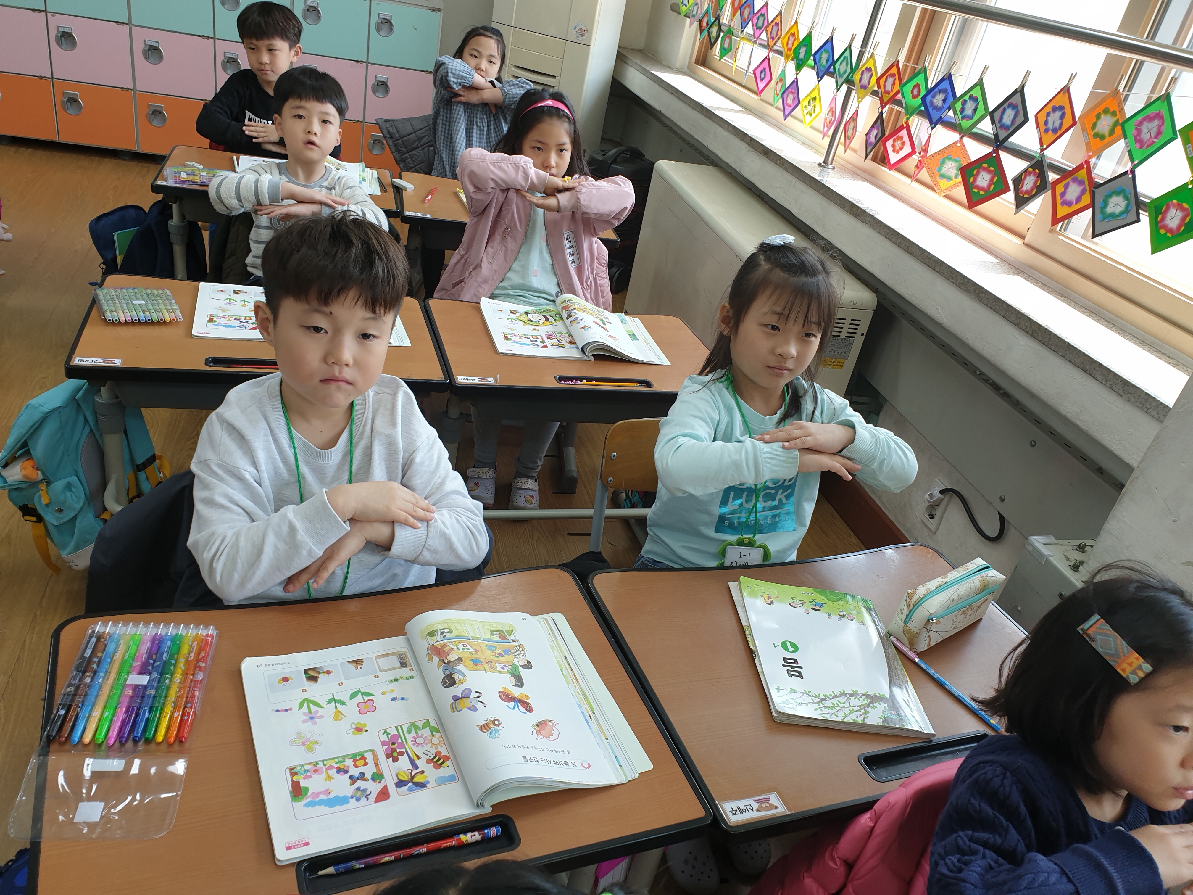 튼튼앉아서하는 체조 (11).jpg