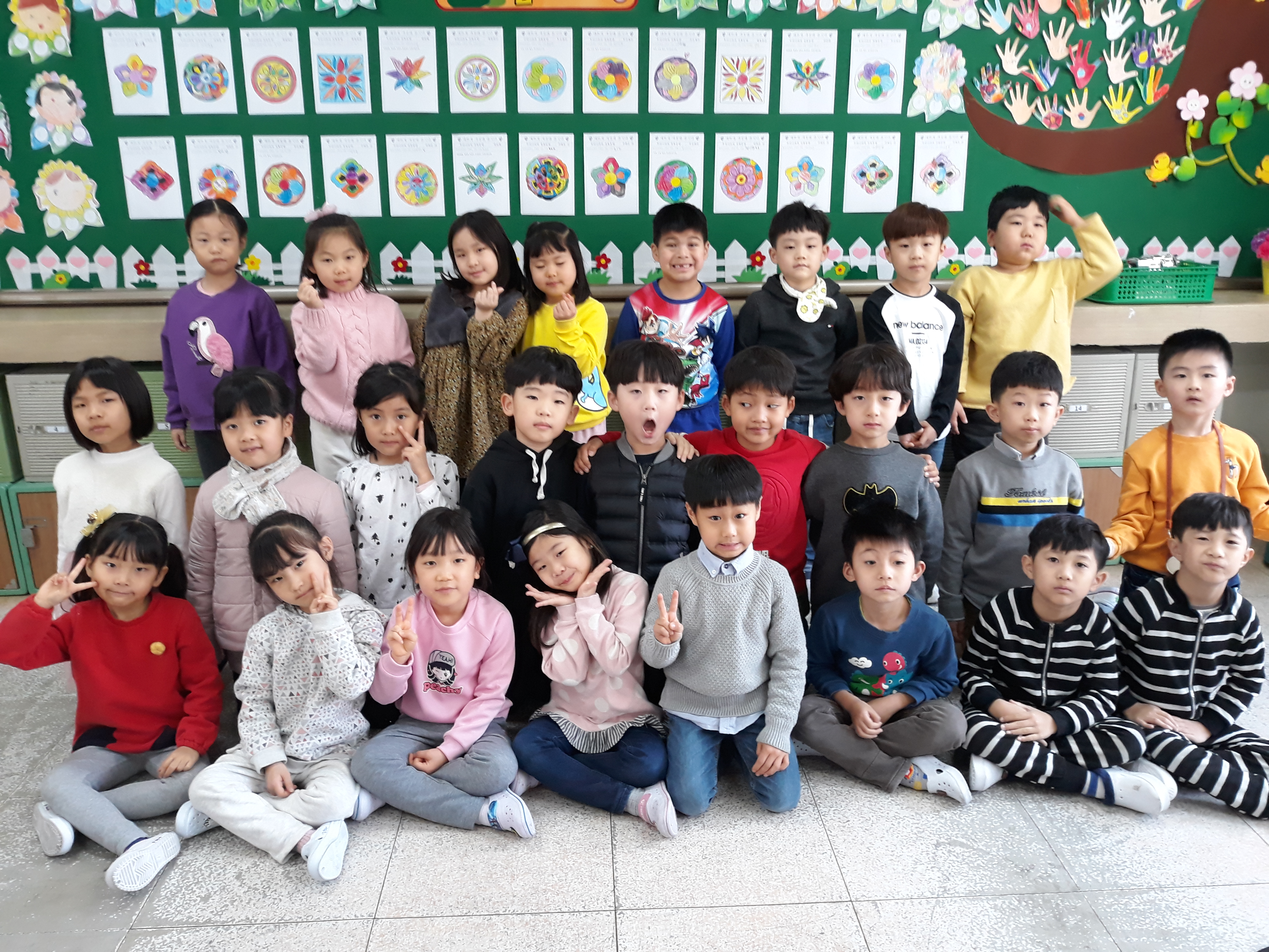 1-4단체사진.jpg
