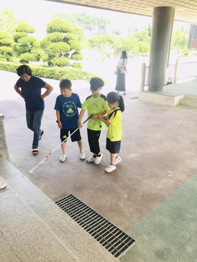 FF54FFD3-C938-44FD-BACC-65DB919BFD2E