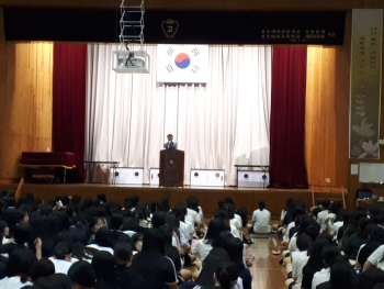 교장선생님 이임식 (1).jpg