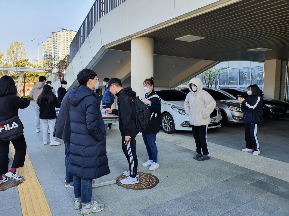 3학년 전국연합 문제지 현장 배부(4.24)(4)