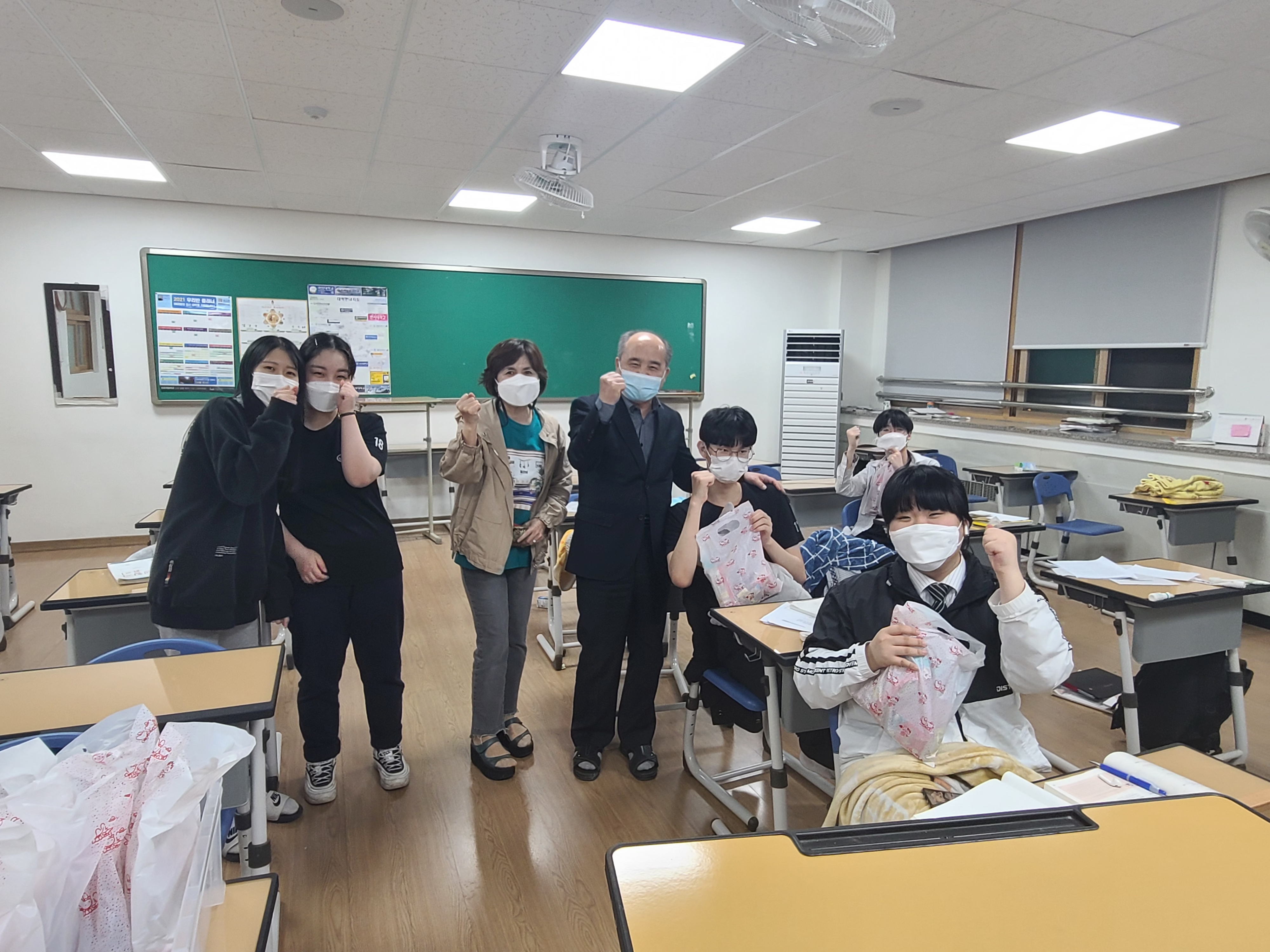 KakaoTalk_20210429_040633048_03-
