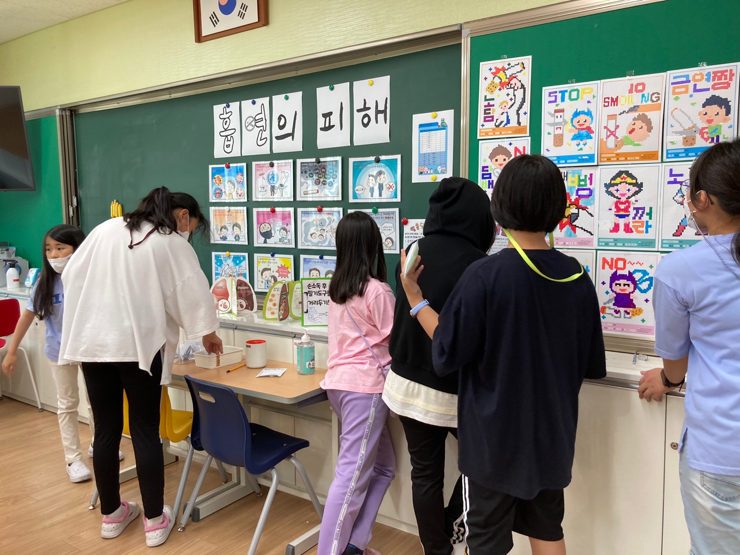 전시4