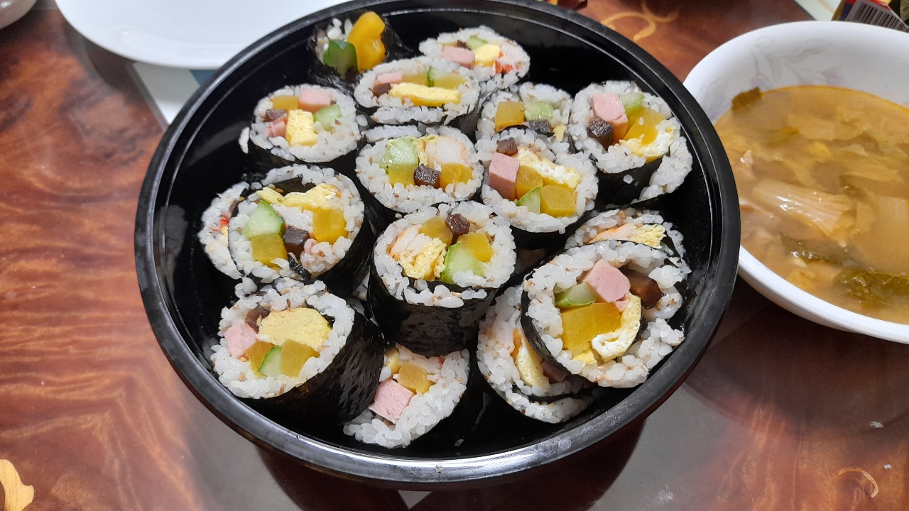 김밥만들어먹기