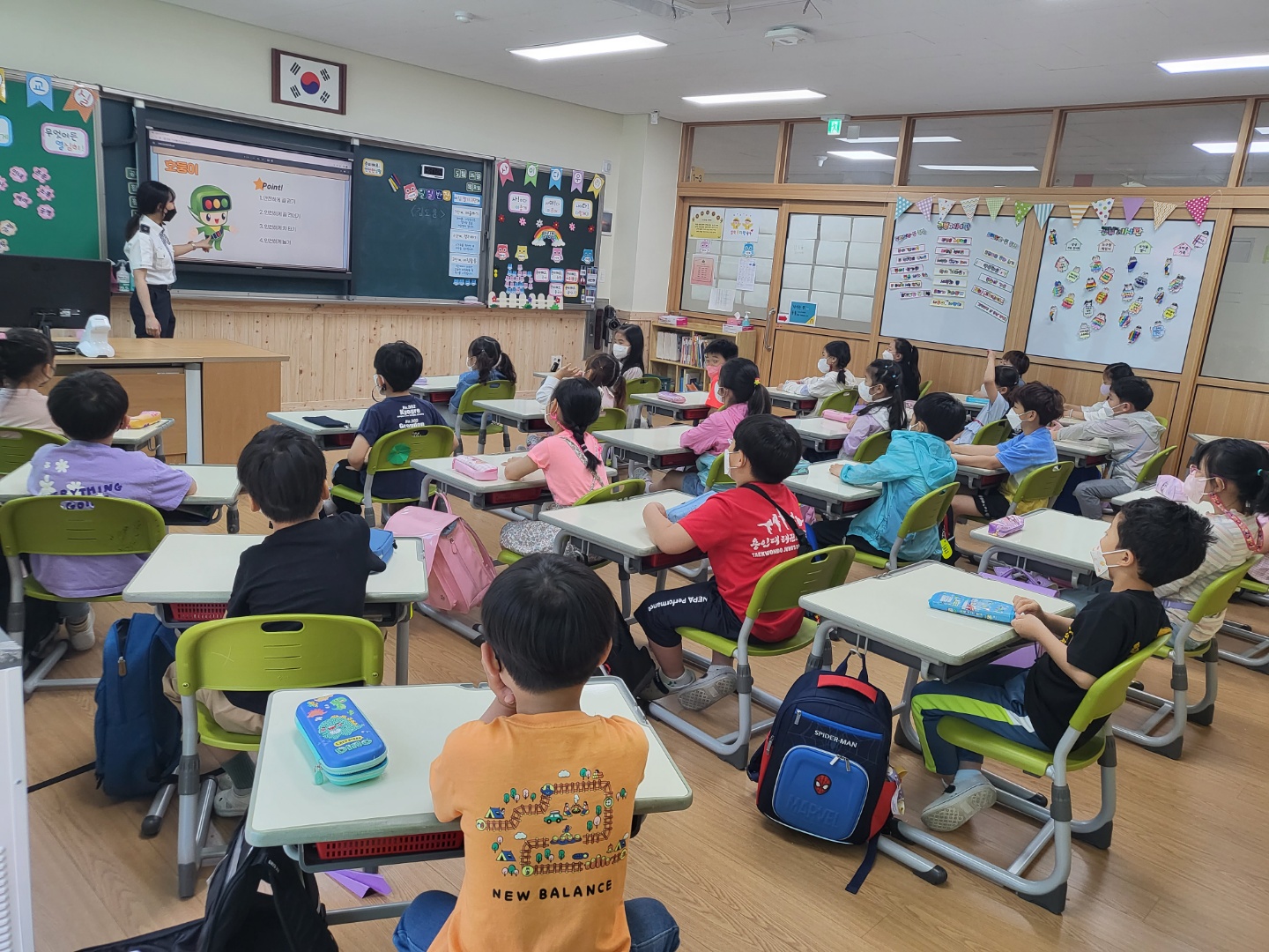 1-3.진천경찰서교통안전교육2(22020526).jpg