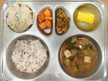 7월 5일 본식.jpg