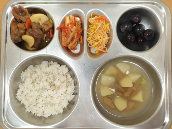8월 19일 본식.jpg