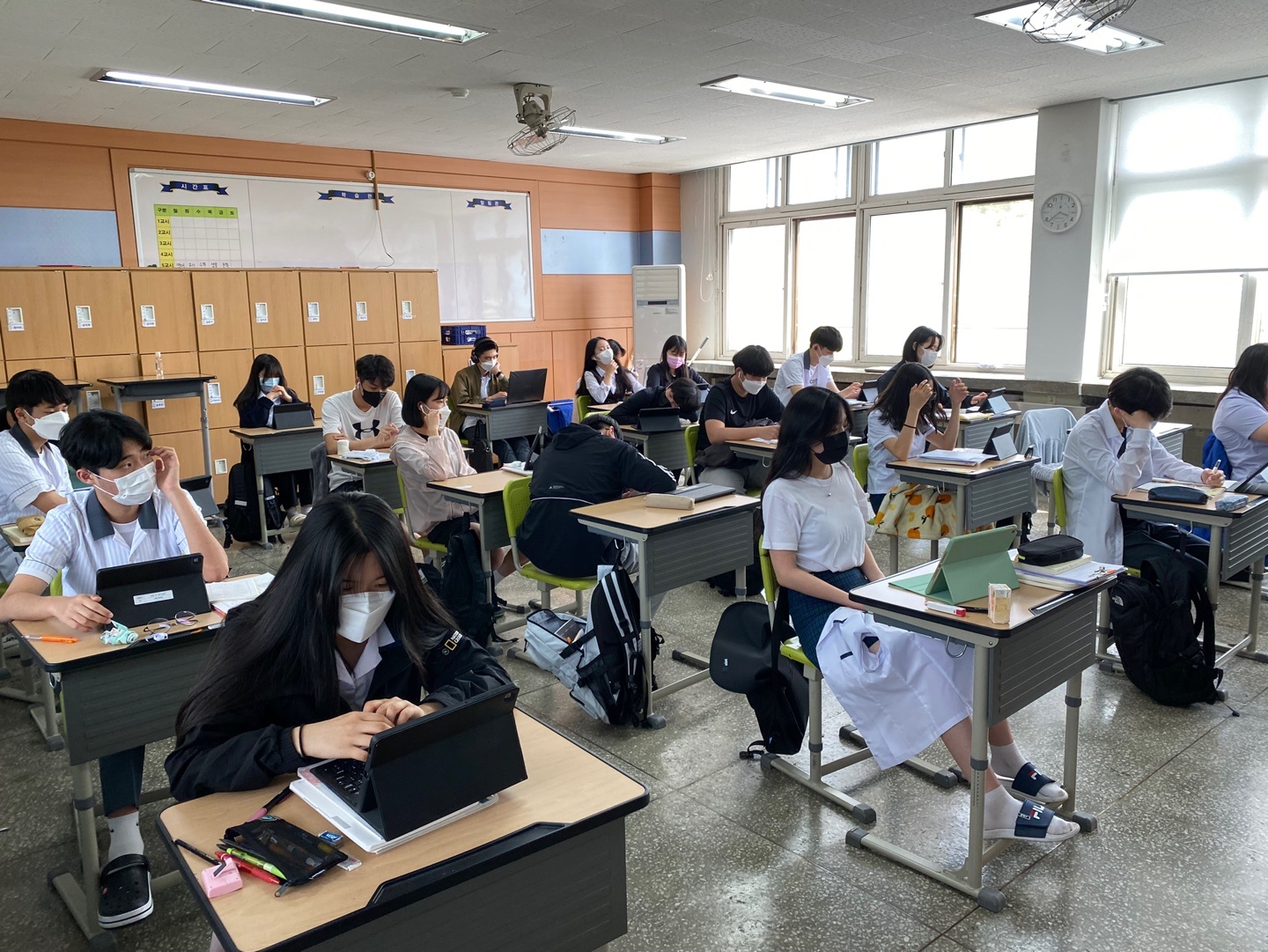 KakaoTalk_20220511_160457818_04