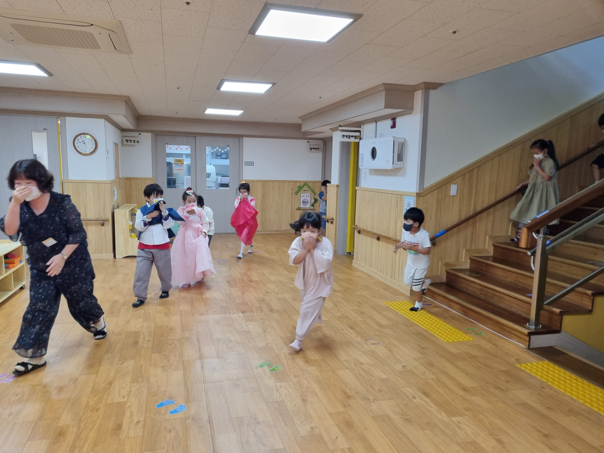 KakaoTalk_20220902_135841703_04