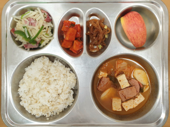 10월 17일 본식.jpg